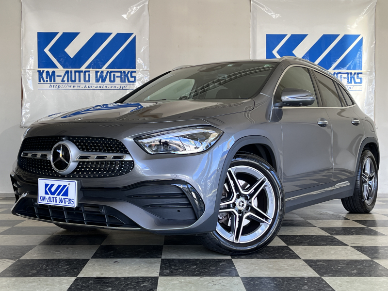 メルセデスベンツ GLA GLA200d 4MATIC AMGライン レザーエクスクルーシブパッケージ パノラミックスライディングルーフ アドバンスドパッケージ