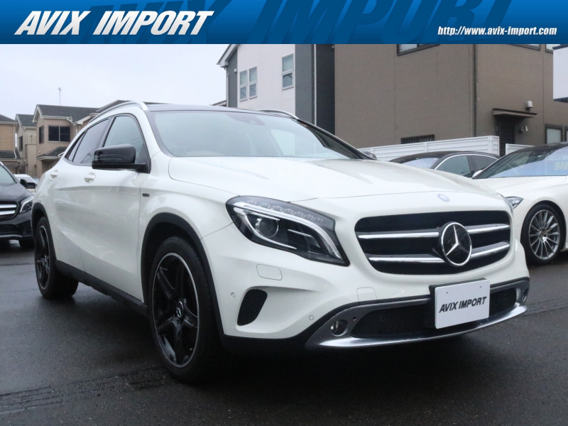 メルセデスベンツ GLA GLA250 4MATIC Edition1 限定230台(白) 専用ｴｸｽﾃﾘｱ＆ｲﾝﾃﾘｱ ﾊﾟﾉﾗﾐｯｸR ｼｰﾄﾋｰﾀｰ 純正HDDﾅﾋﾞ地ﾃﾞｼﾞ Bｶﾒﾗ＆PTS ﾚｰﾀﾞｰｾｰﾌﾃｨPKG ｱｲﾄﾞﾘﾝｸﾞS 電動Rｹﾞｰﾄ 専用19ｲﾝﾁAW 禁煙車