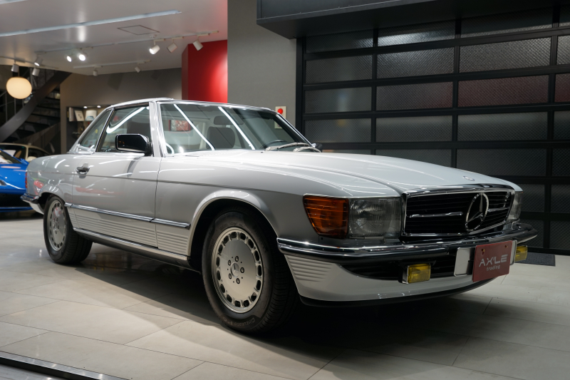 メルセデスベンツ SLクラス 500SL　品川33ナンバー　新車並行　走行2460km　ブラックレザー　2オーナー