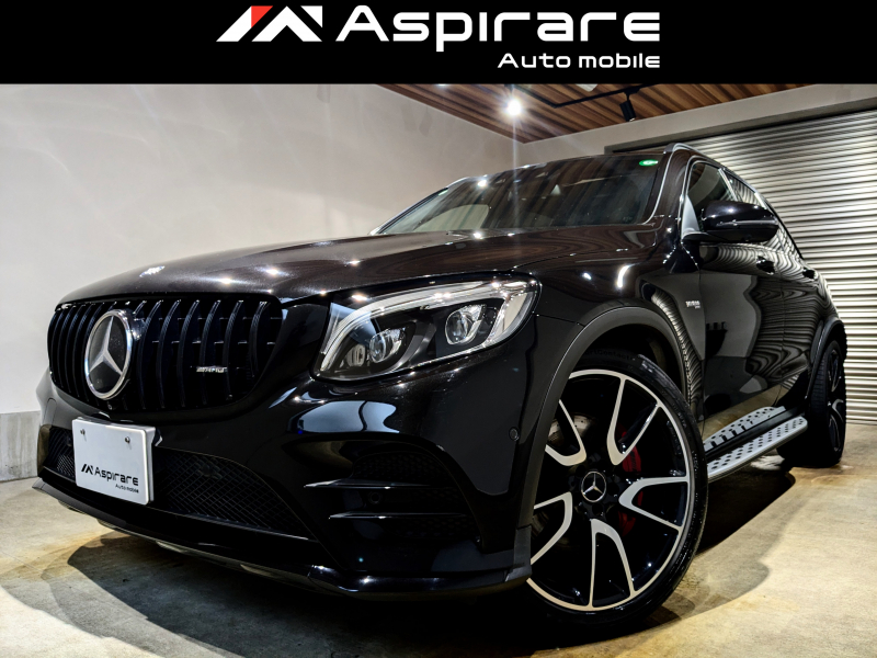 AMG GLC GLC43 4M レザーエクスクルシブパッケージ　パノラマサンルーフ　Burmesterサウンド　レーダーセーフティ　黒革シート　全席シートヒーター　パナメリカーナグリル