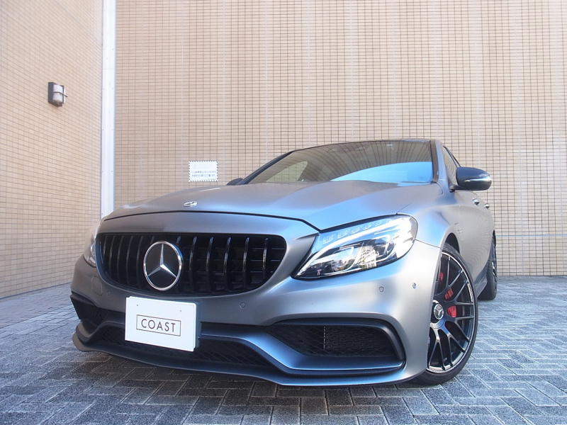 AMG Cクラス C63 S エクスクルーシブPKG パノラミックサンルーフ 鍛造19AW 車検対応Akrapovicチタンマフラー  KW製車高調 マットグレーラッピング エアバランスPKG 純正ナビ TV 360カメラ