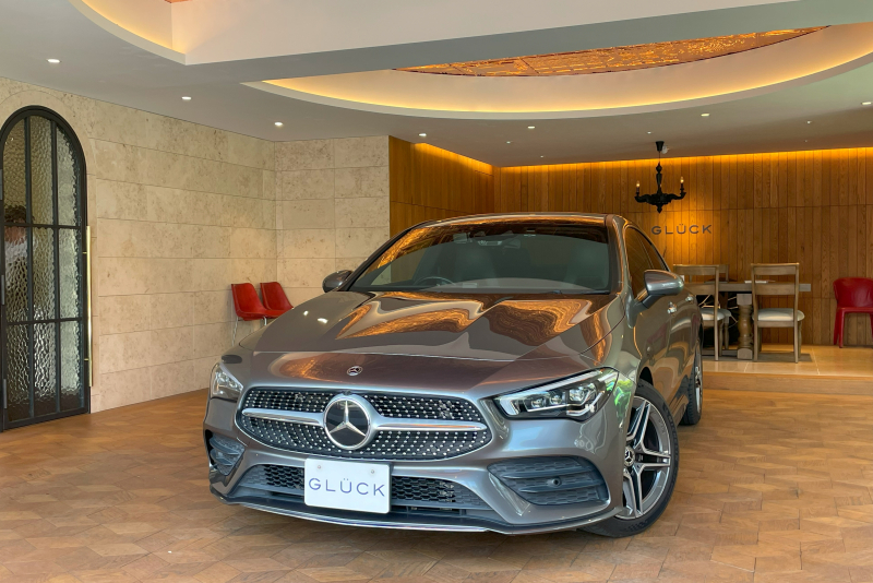 メルセデスベンツ CLAクラス CLA200d AMGライン　パノラミックスライディングルーフ レーダーセーフティPKG アドバンスドPKG ナビゲーションPKG  アンビエントライト 18インチAW