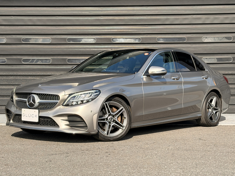 メルセデスベンツ Cクラス C180アバンギャルドAMGライン 禁煙車 黒革 スライディングルーフ パークアシスト ブラックルーフ ディストロニック ヒーター付電動フロントシート コーナーセンサー 衝突軽減ブレーキ デジタルTV アンビエントライト ドラレコ 純正18AW