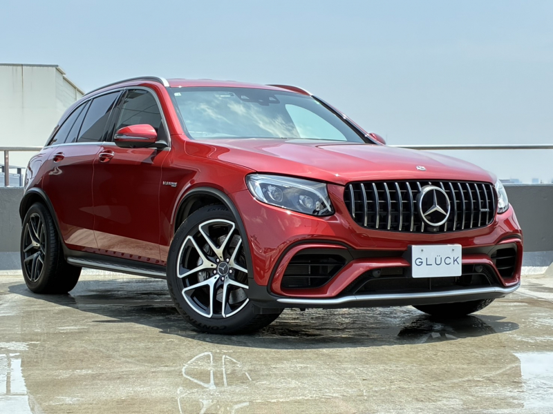 AMG GLC 63　4マチック　レーダーセーフティパッケージ　AMGパフォーマンスステアリング　AMGダイナミックエンジンマウント　AMGパフォーマンスエグゾーストシステム　360度カメラ　AMG20ホイール