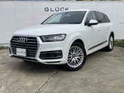 Q7