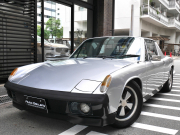 914