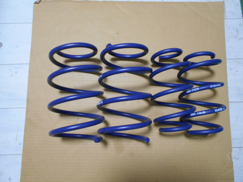 【メルセデス】H&R ダウンサス CLA C118 H&R ダウンサス ベンツ CLAクラス C118 CLA200d/CLA180 118312M